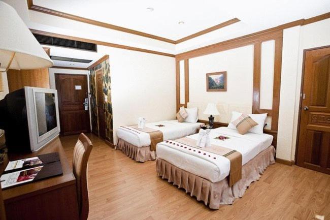 ยู ไท ทิป เกสท์เฮ้าส์ Hotel Phuket ภายนอก รูปภาพ